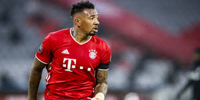 Boateng đã sa sút dần vì tuổi tác