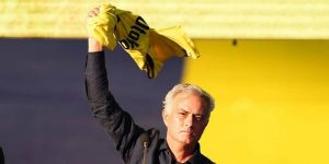 Man Utd gặp đội của Mourinho ở vòng đầu Europa League 24/25